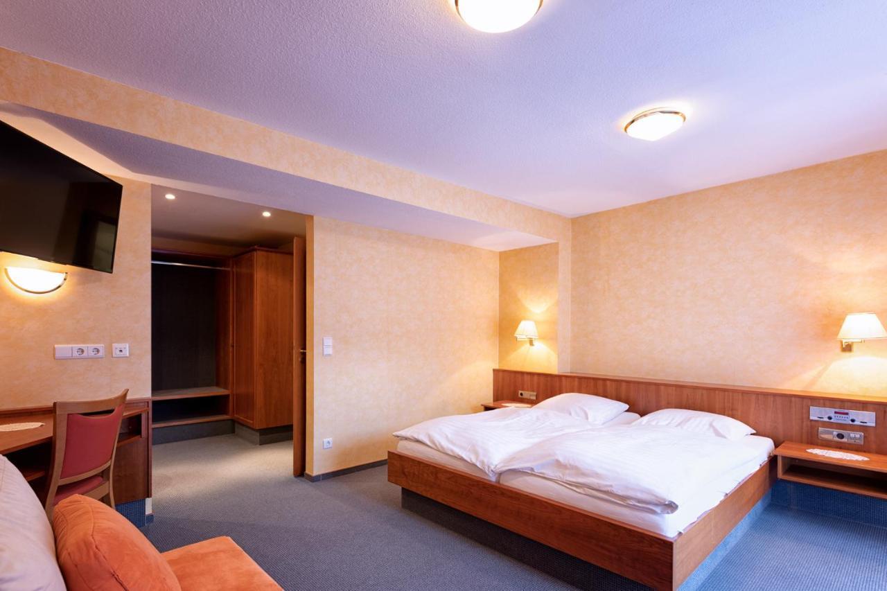 Hotel-Restaurant Weinhaus Grebel Coblence Extérieur photo