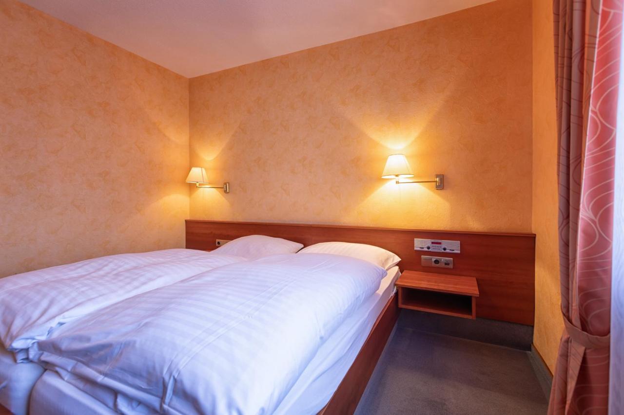 Hotel-Restaurant Weinhaus Grebel Coblence Extérieur photo