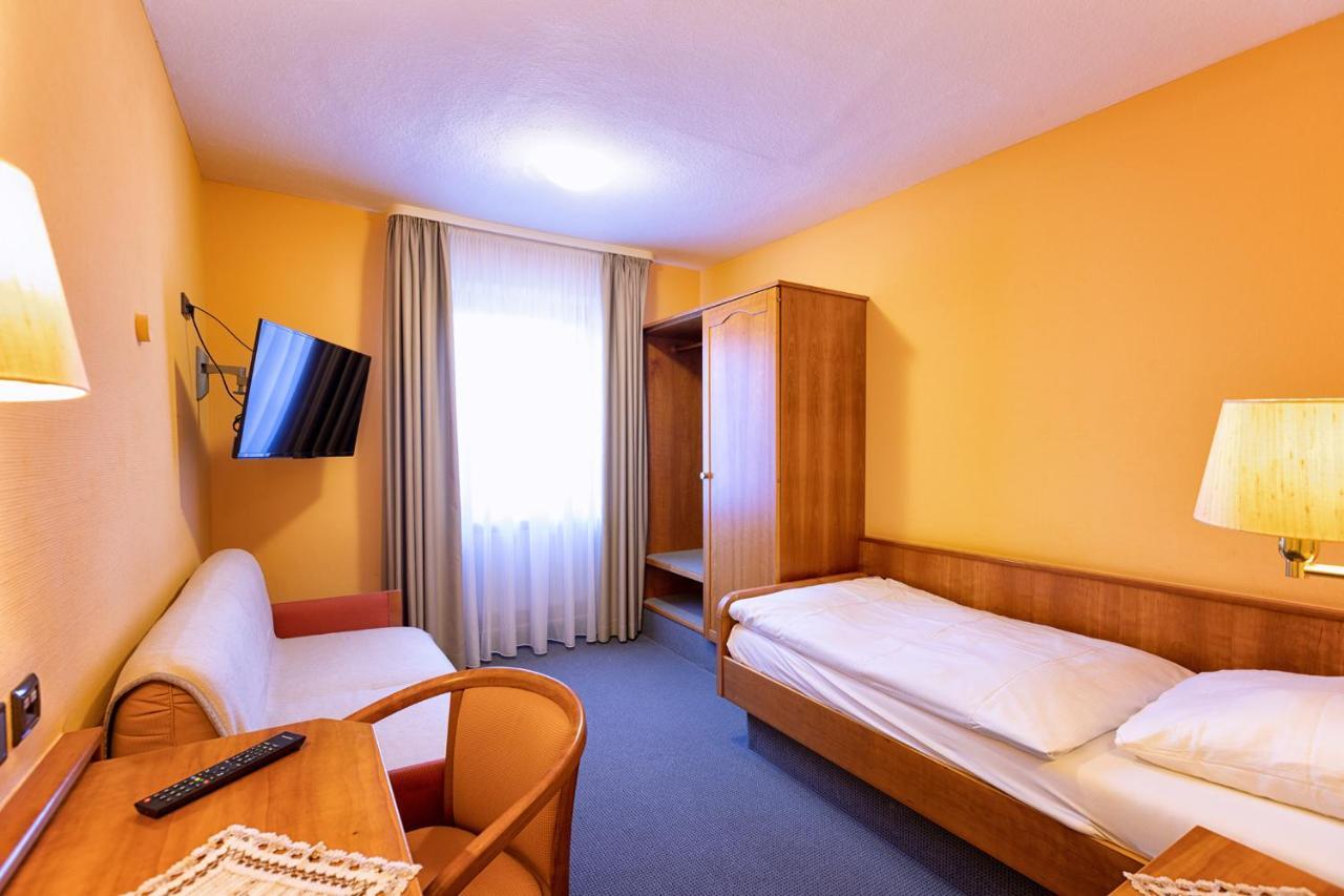 Hotel-Restaurant Weinhaus Grebel Coblence Extérieur photo