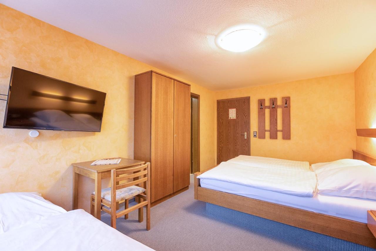 Hotel-Restaurant Weinhaus Grebel Coblence Extérieur photo